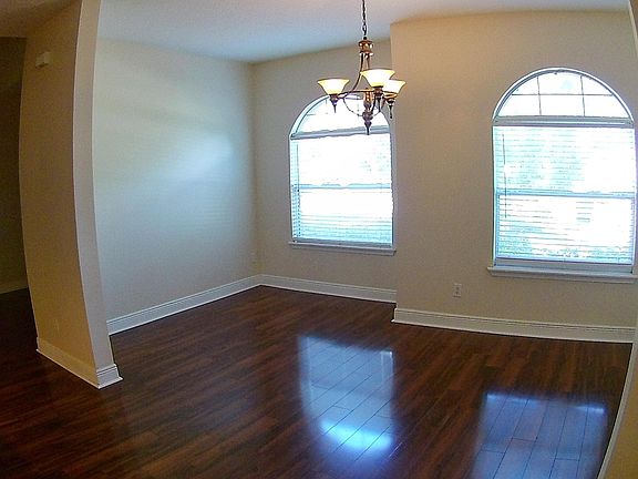 5th image of 3708 Glen Garry Ln