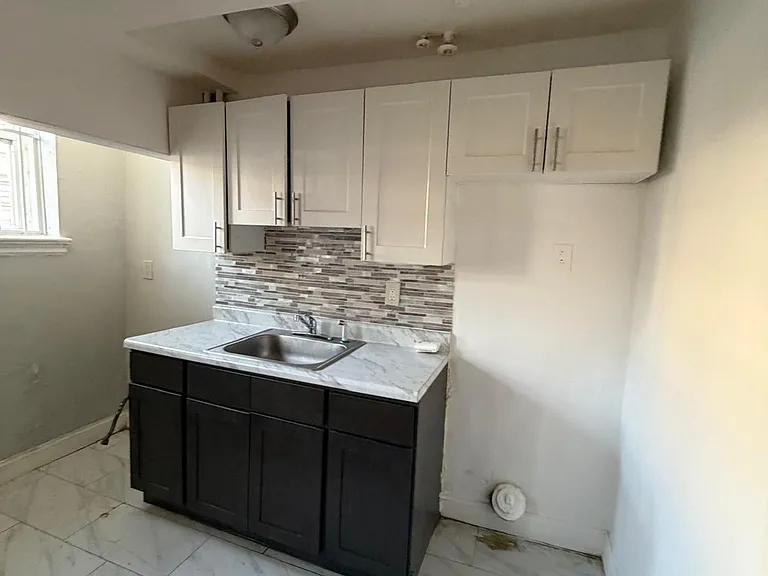 358 Stuyvesant Ave #B1 — Photo 3