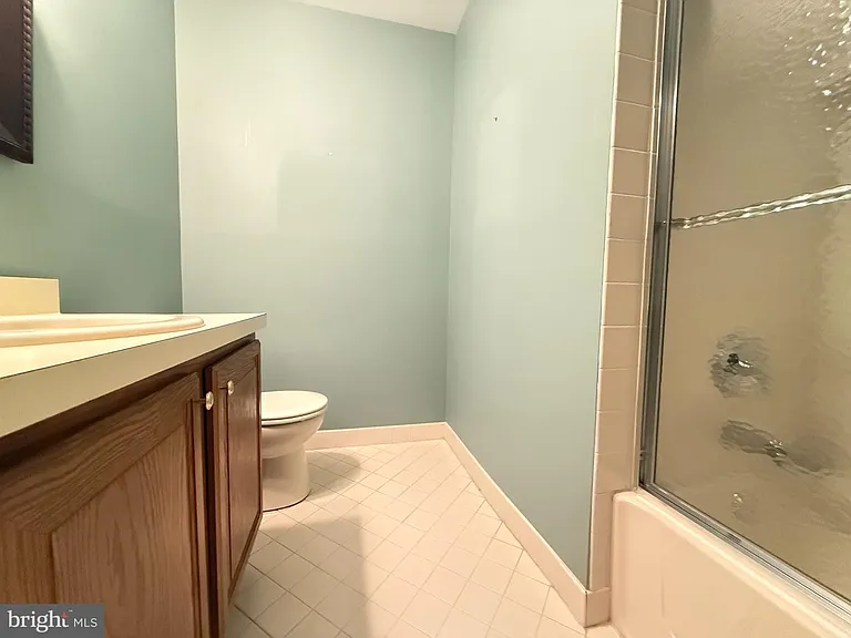 3705 Waltham Ct — Photo 13