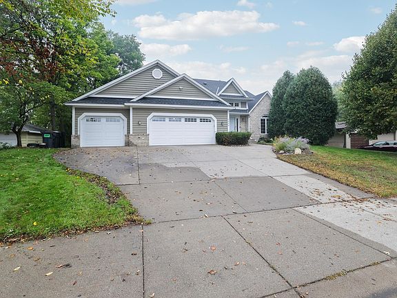2nd image of 3508 Silver Lake Rd NE