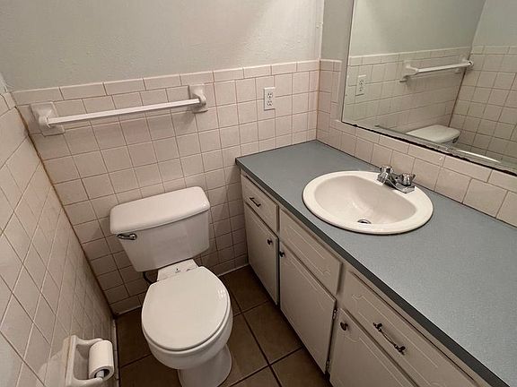 3rd image of 1705 N 29th St