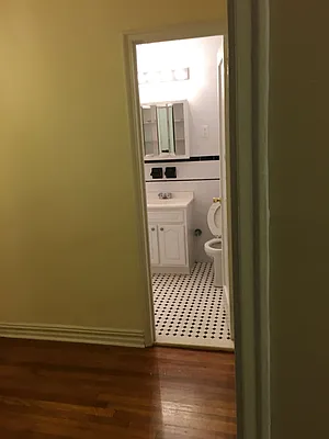 Rented by (Legacy) NY Quality Living Uptown | media 8