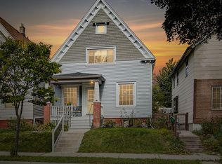 534 E Potter Ave, Milwaukee, WI 53207