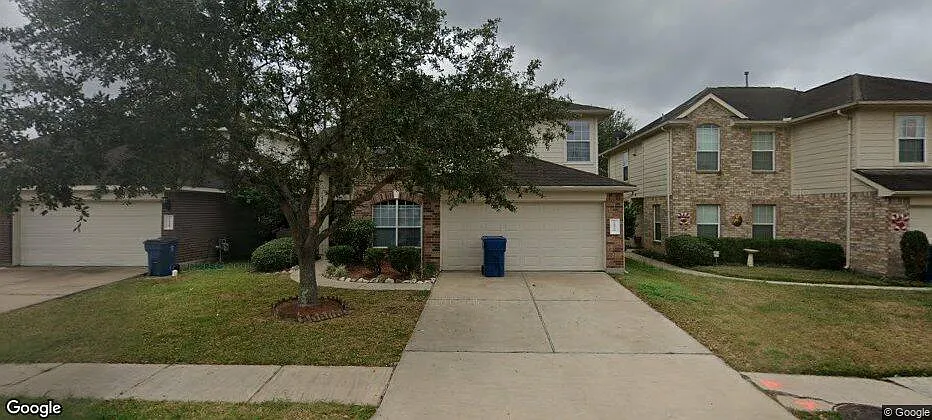 16326 Eola Creek Ln