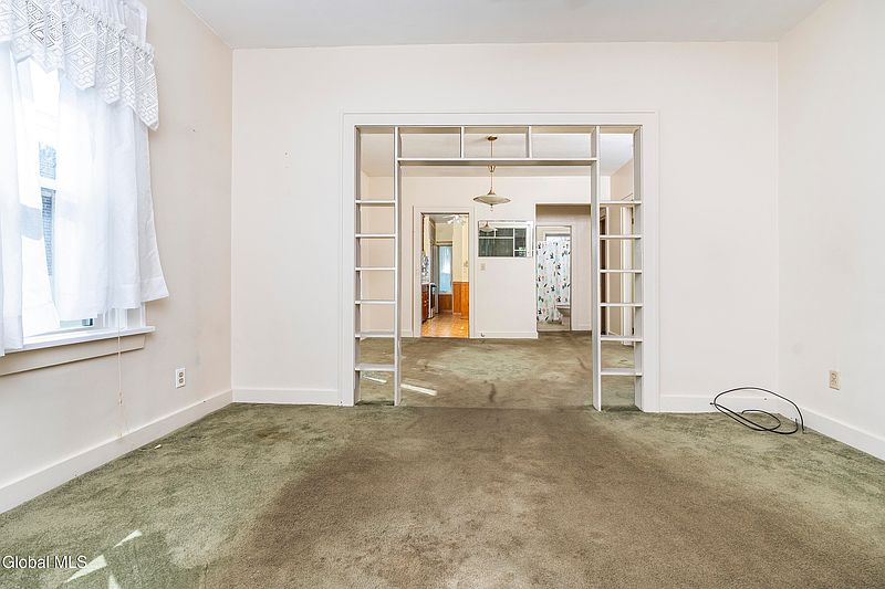 5th image of 6 Monroe Avenue