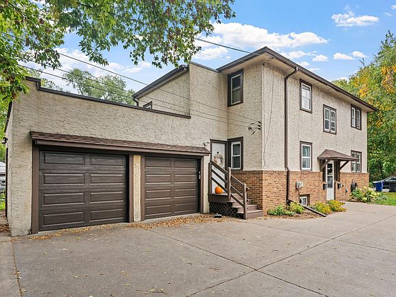 4th image of 261 Robie St W