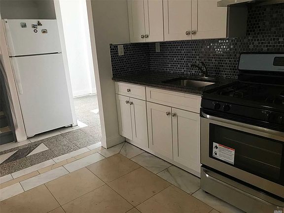 3rd image of 133-20 Avery Ave #9A