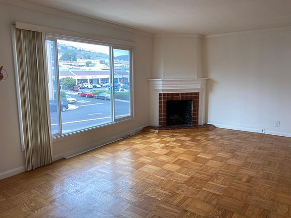 3rd image of 238 E Market St