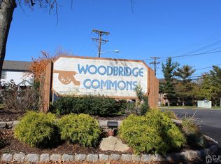 410 Woodbridge Commons Way #410, Iselin, NJ 08830