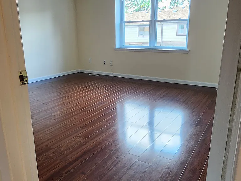5203 Hana Rd — Photo 10