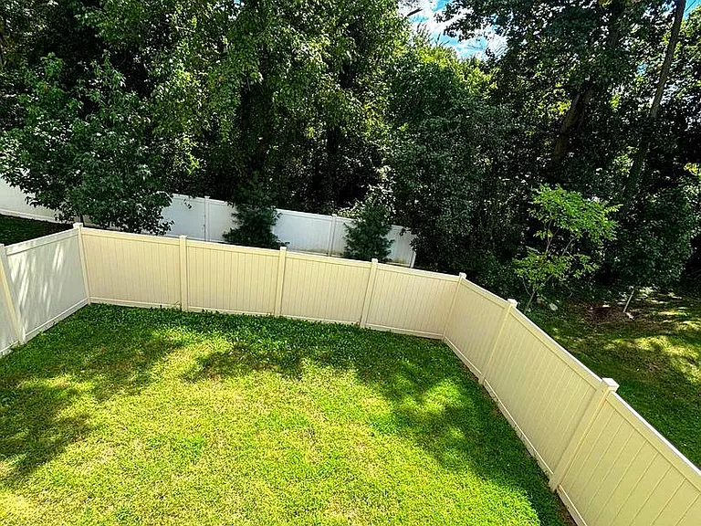 16380 Fife Way — Photo 17