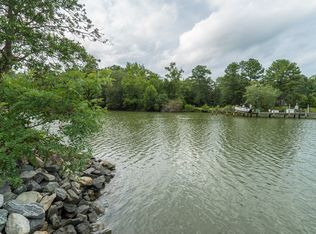 195 Muskcreek Rd, White Stone, VA 22578