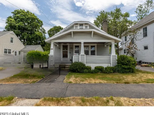 1122 Earl Avenue, Schenectady, NY 12309