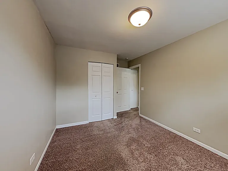 236 E Park Ave — Photo 1