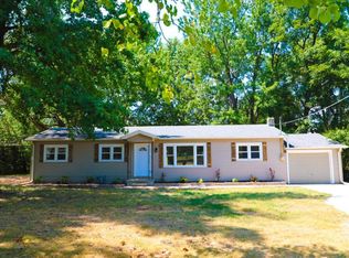 1897 N Farm Road 97, Springfield, MO 65802