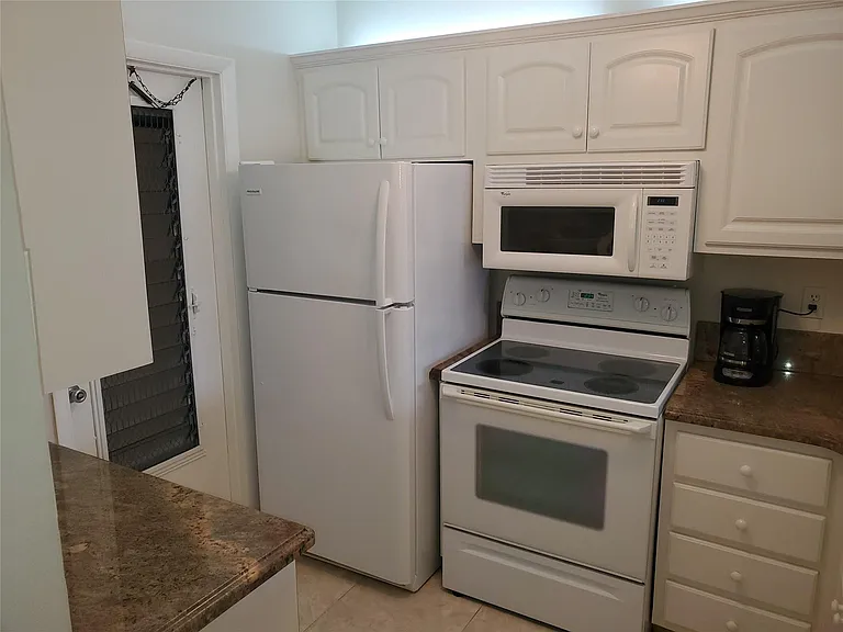 1481 Ocean Blvd #314A — Photo 32