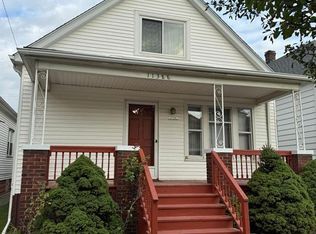 11388 Klinger St, Hamtramck, MI 48212