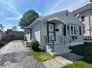 64 Dix St, Hamden, CT 06514