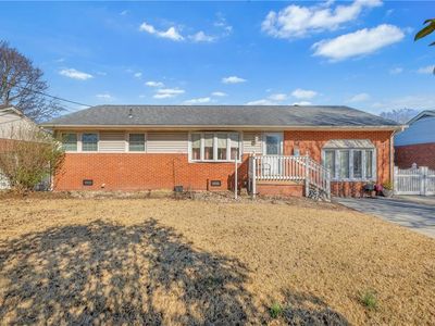 5 Catalina Dr, Hampton, VA, 23664