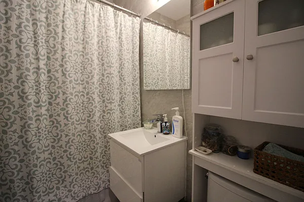 Rented by Bold New York | media 43