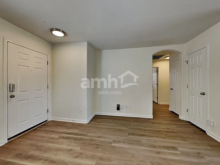 15374 W Gelding Dr — Photo 8