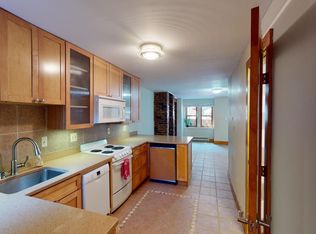 608 Acker Pl NE #B, Washington, DC 20002