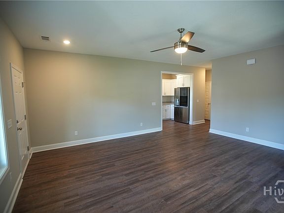 4th image of 125 Avalon Trace #13