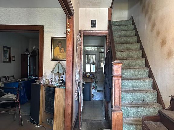 5th image of 760 19th St NE