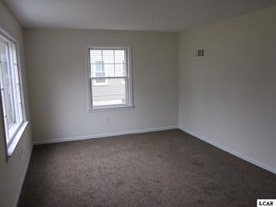 4th image of 603 Center Dr