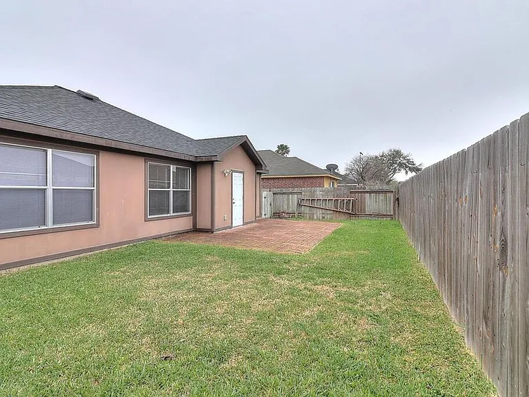 7933 Elk Dr — Photo 31