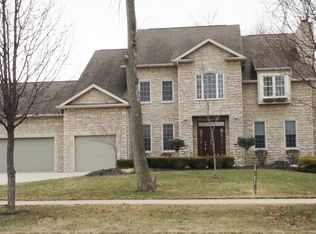 451 Deer Valley Ln, Findlay, OH 45840