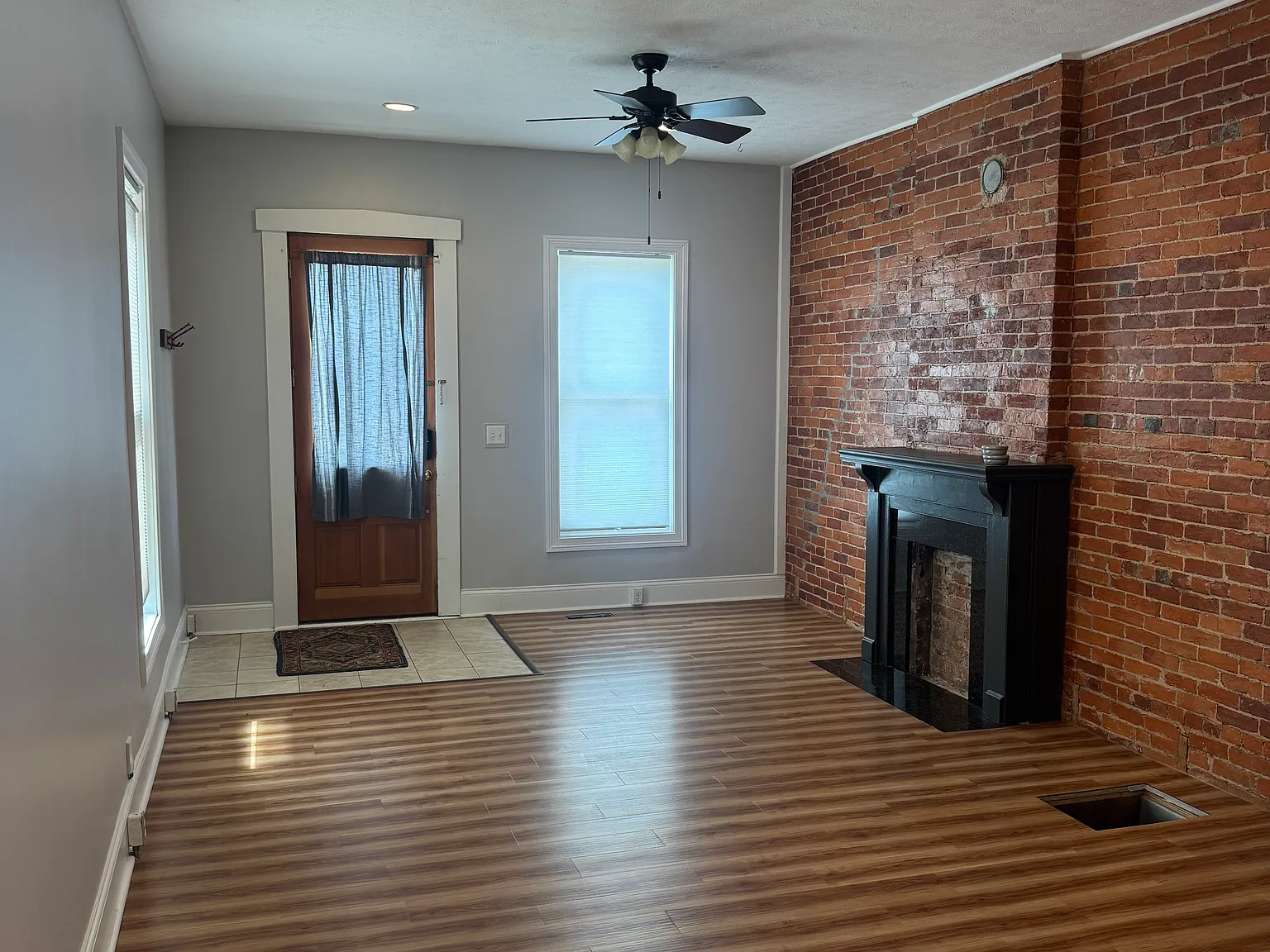 2 bed, 1.5 bath, 1250 sqft, $1,175 — Photo 2