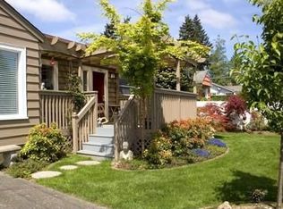 11751 20th Ave NE, Seattle, WA 98125