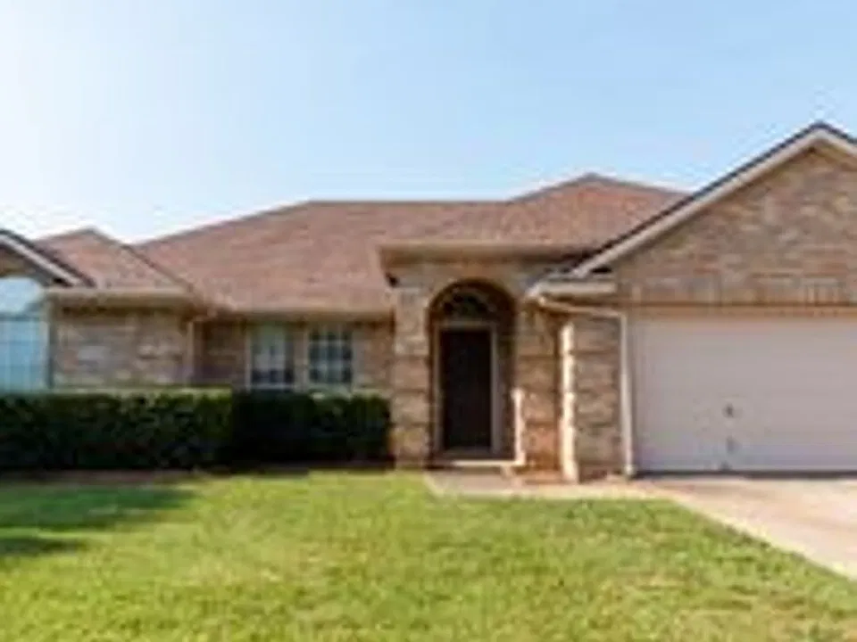 5208 Whiting Way