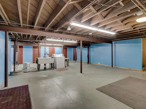 2335 N 1st St APT 7, Milwaukee, WI 53212