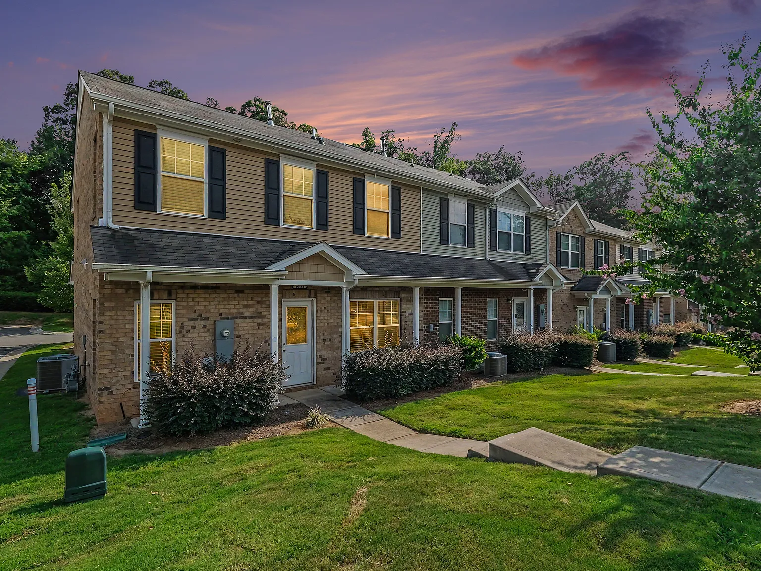 3 bed, 1726 sqft, $1,995 — Photo 4