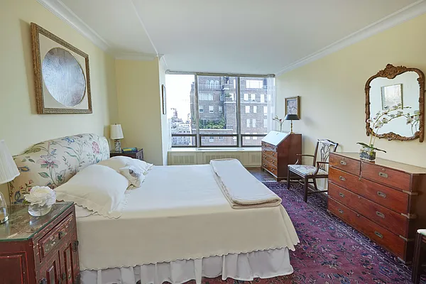 Sold by Brown Harris Stevens | media 34