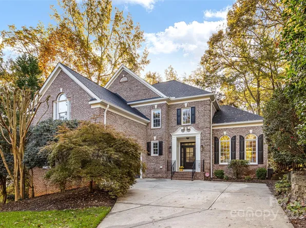 2215 Beaucatcher Ln, Charlotte, NC 28270