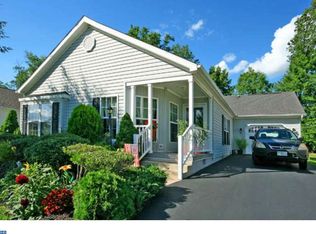 635 Blue Bell Springs Dr, Blue Bell, PA 19422