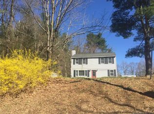 129 Brook St, Glastonbury, CT 06033