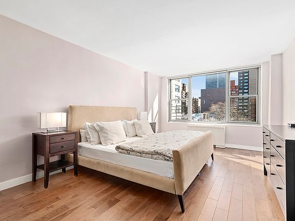 4th image of 500 E 83rd St #9AB