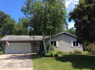 725 S Walker Way, Sun Prairie, WI 53590