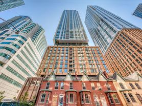 8 Widmer St