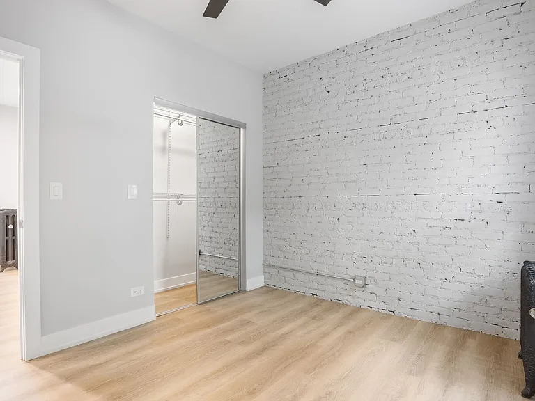 6929 N Lakewood Ave — Photo 11
