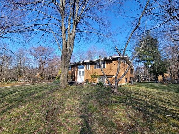 3rd image of 22 Smith Hill Road