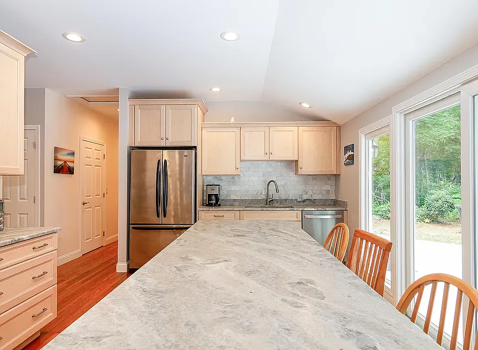 3 bed, 1536 sqft, $3,600 — Photo 3