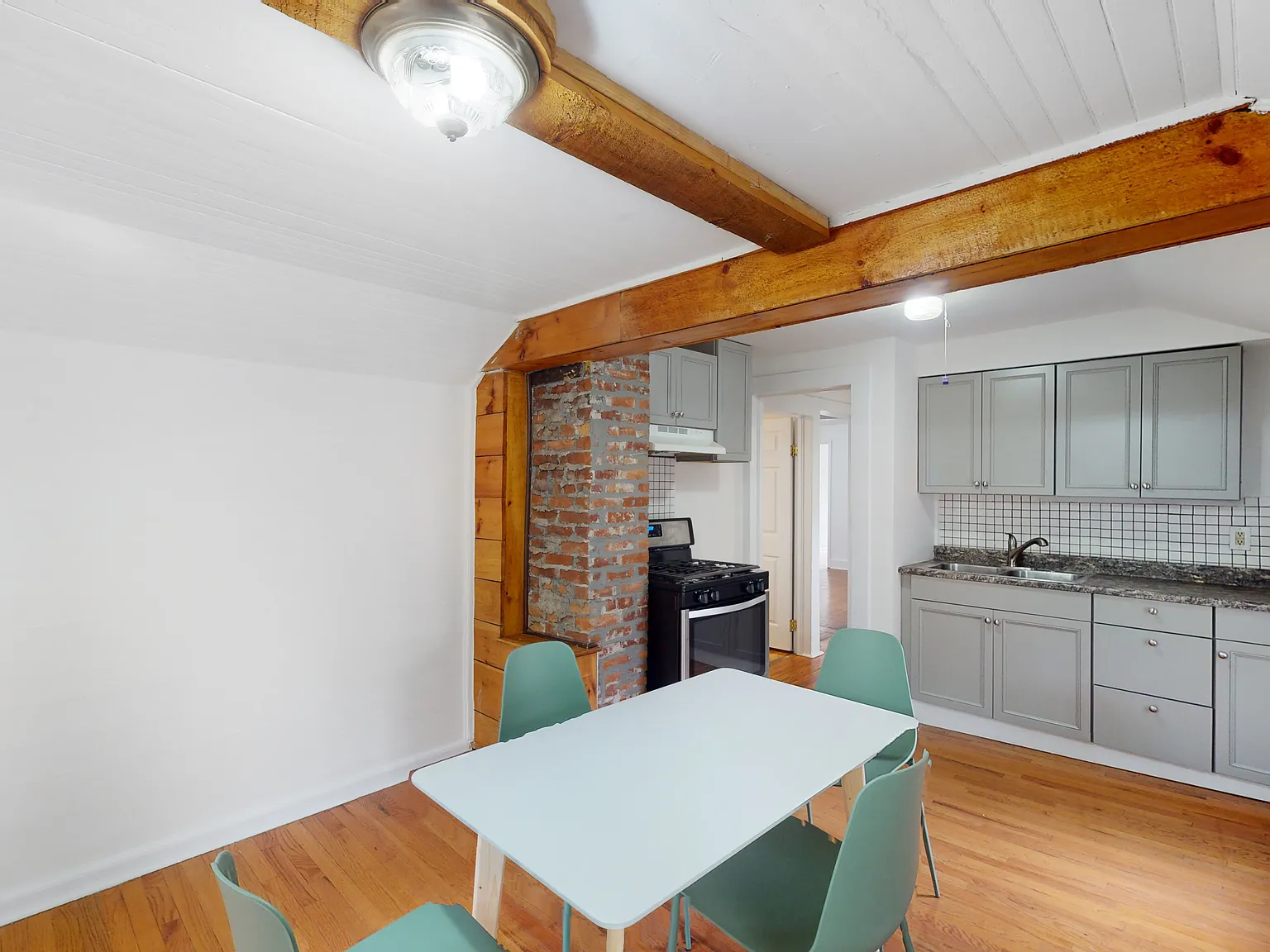 2 bed, $1,500 — Photo 3