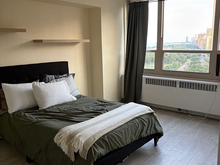 3950 N Lake Shore Dr #2000 — Photo 21