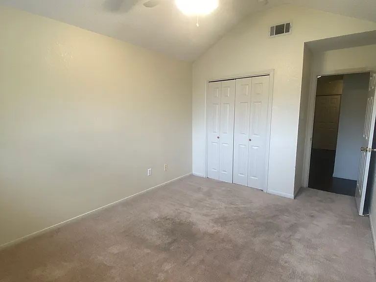 1703 Tanglewood Dr — Photo 30