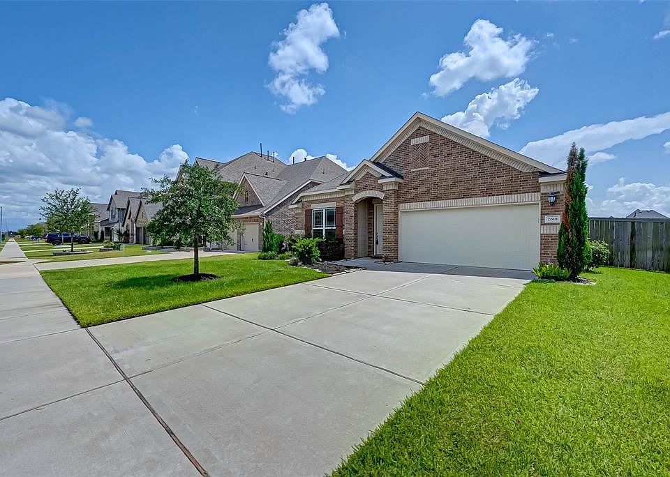 1st image of 2618 Newport Lake Blvd